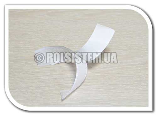 Лента-липучка самоклеящаяся 20 мм для штор