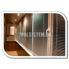 Алюминиевые белые жалюзи Алюминиевые белые жалюзи