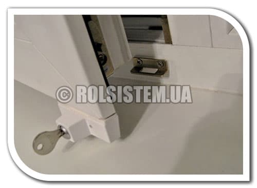 Защита на окна от выпадения детей