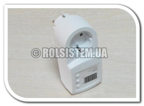 Однофазное реле напряжения ZUBR R116Y в розетку для защиты техники